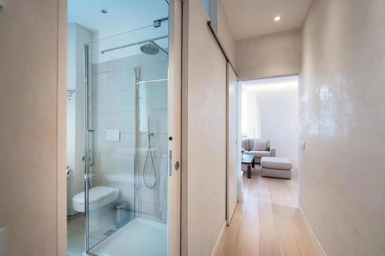Heart & Soul Luxury Loft - The House Of Travelers Apartment Como 0*,  Italy