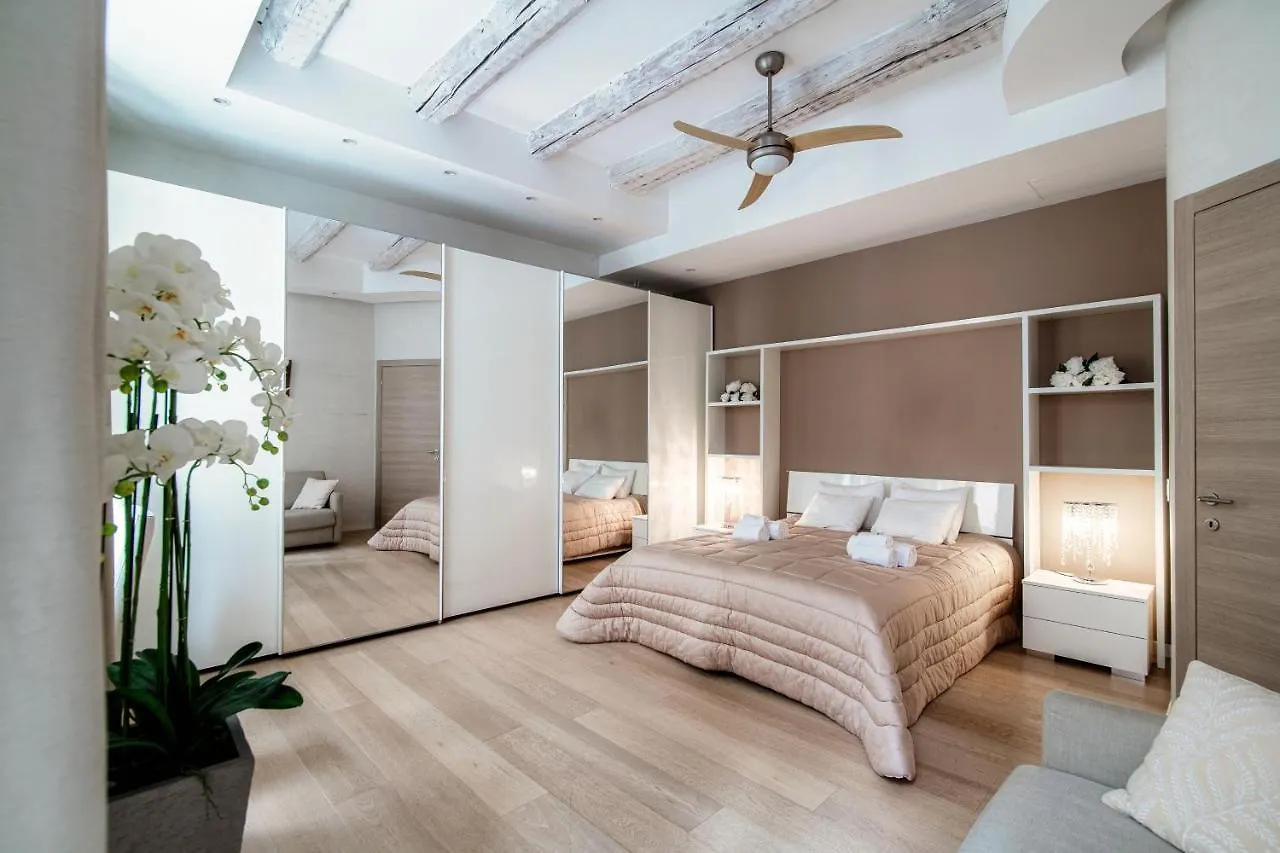 Heart & Soul Luxury Loft - The House Of Travelers Apartment Como